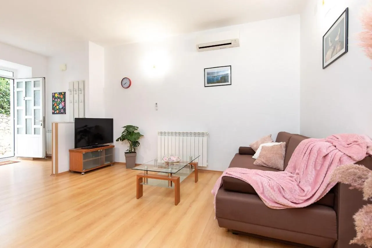 Apartments Meri Punat