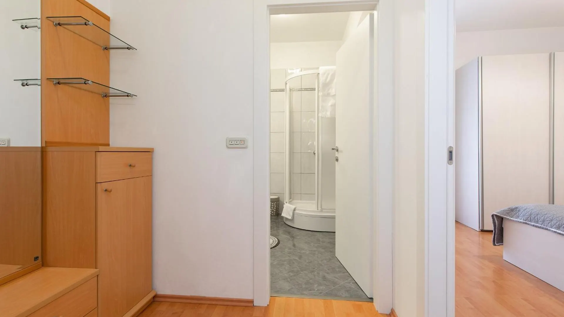 Apartments Meri Punat