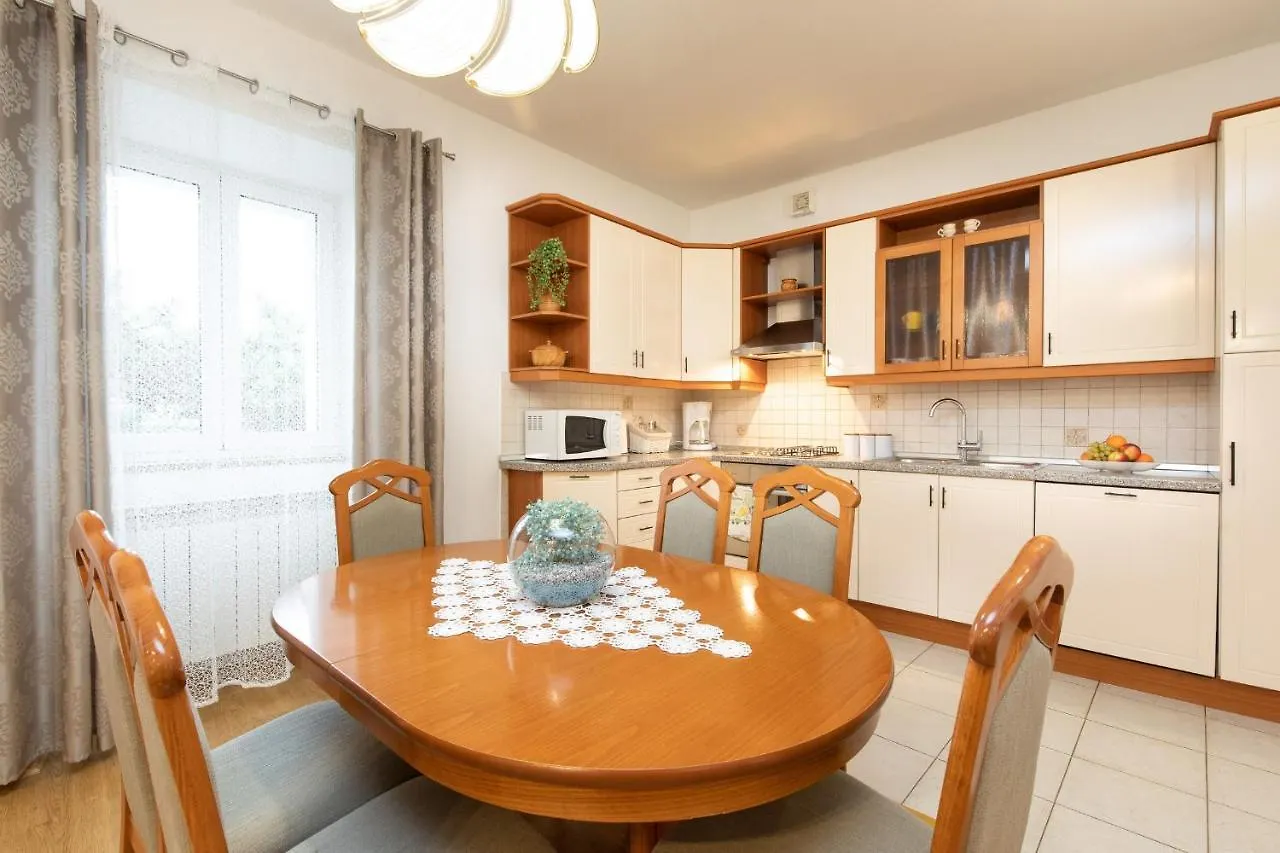 Apartments Meri Punat