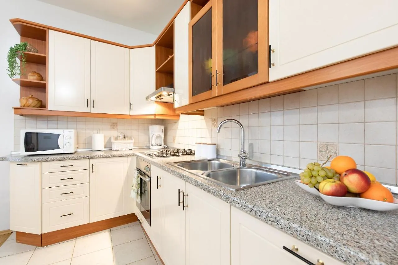 Apartments Meri Punat