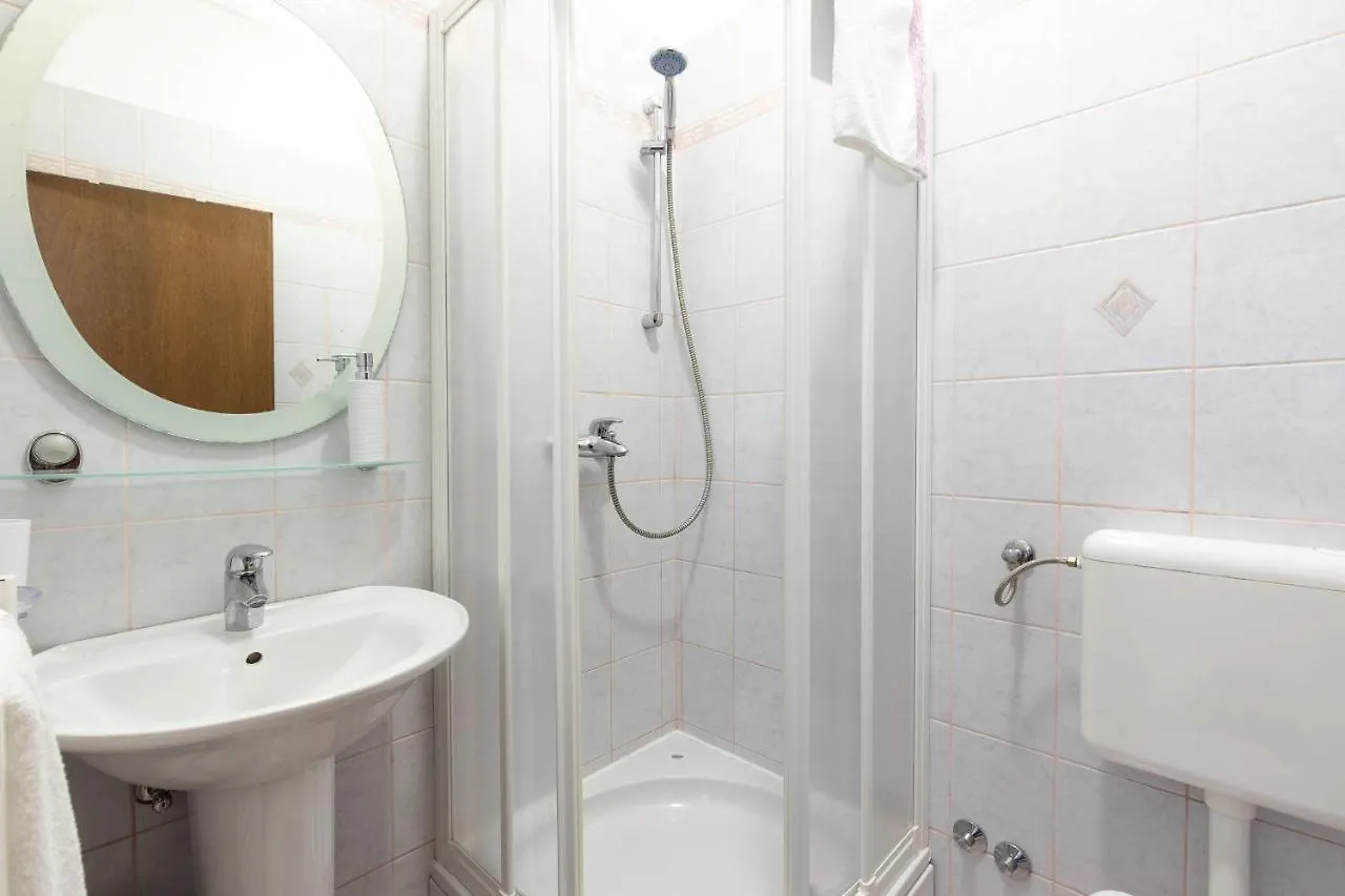 Apartments Meri Punat