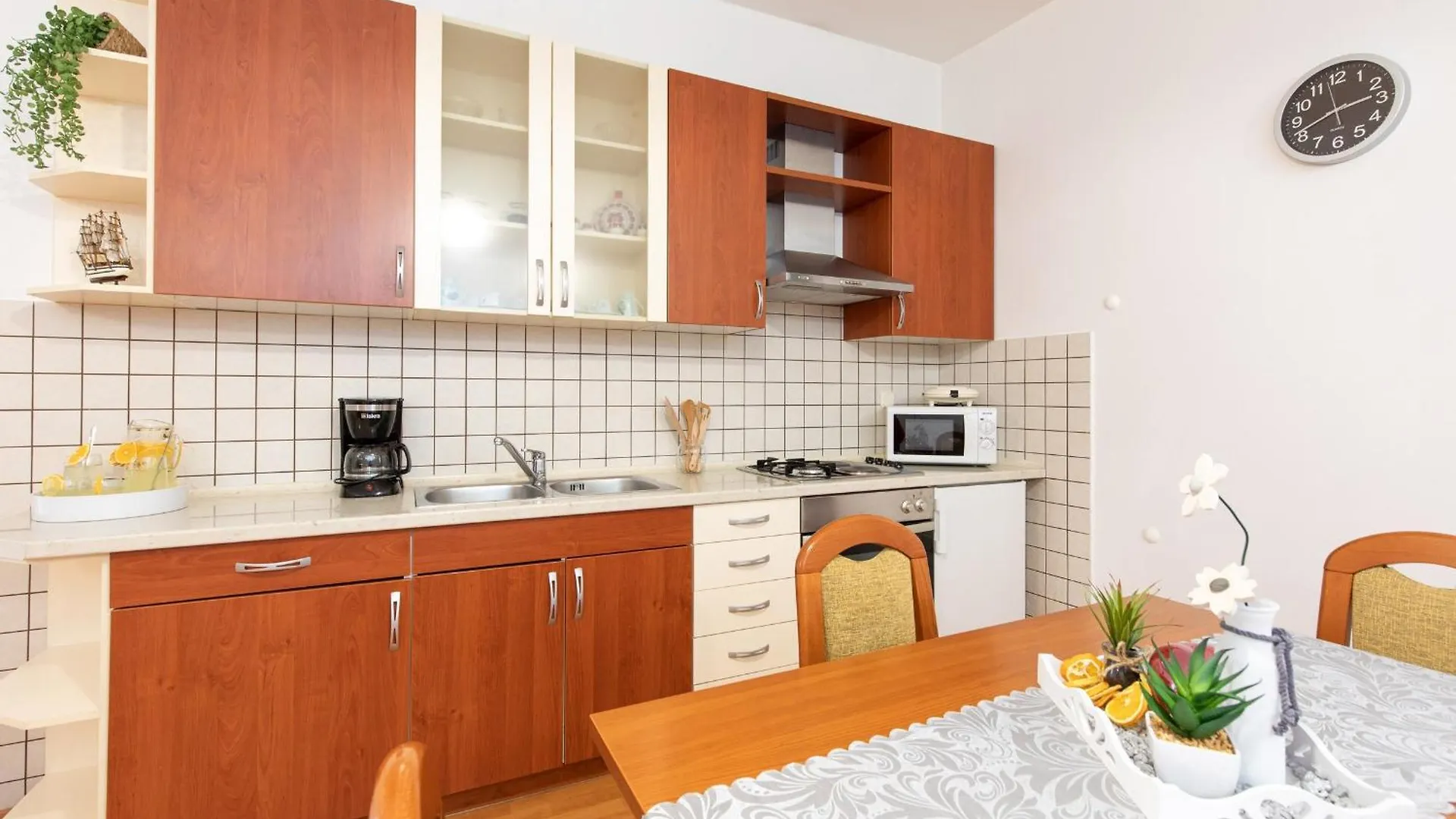 Apartments Meri Punat 0*,