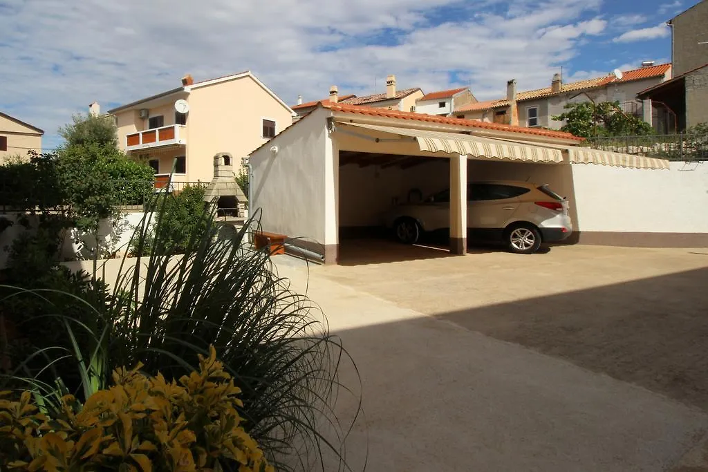 Apartments Meri Punat