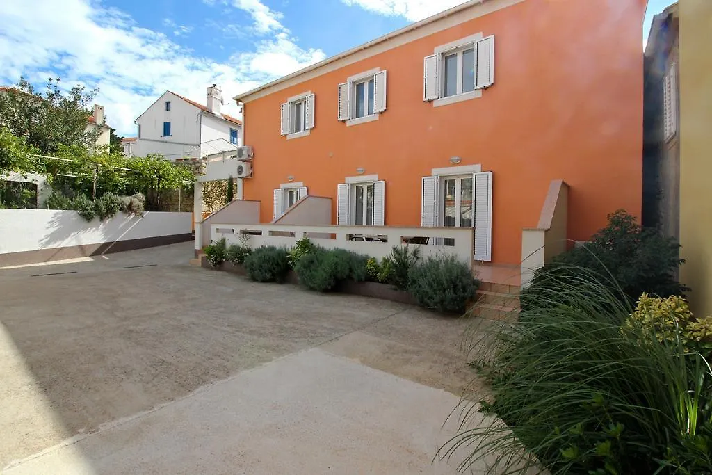 Apartments Meri Punat